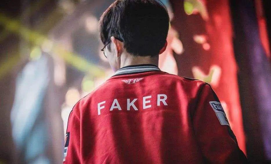 NAVI将面对 FURIA Esports ， Falcons 将与 Spirit 在2025年StarLadder布达佩斯Major的季后赛中相遇