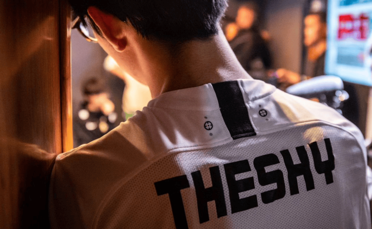 【前瞻】2025LPL春季赛FPX vs TT，FPX攻势猛烈TT顶不住